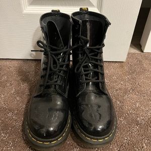 DOC MARTENS SIZE 8